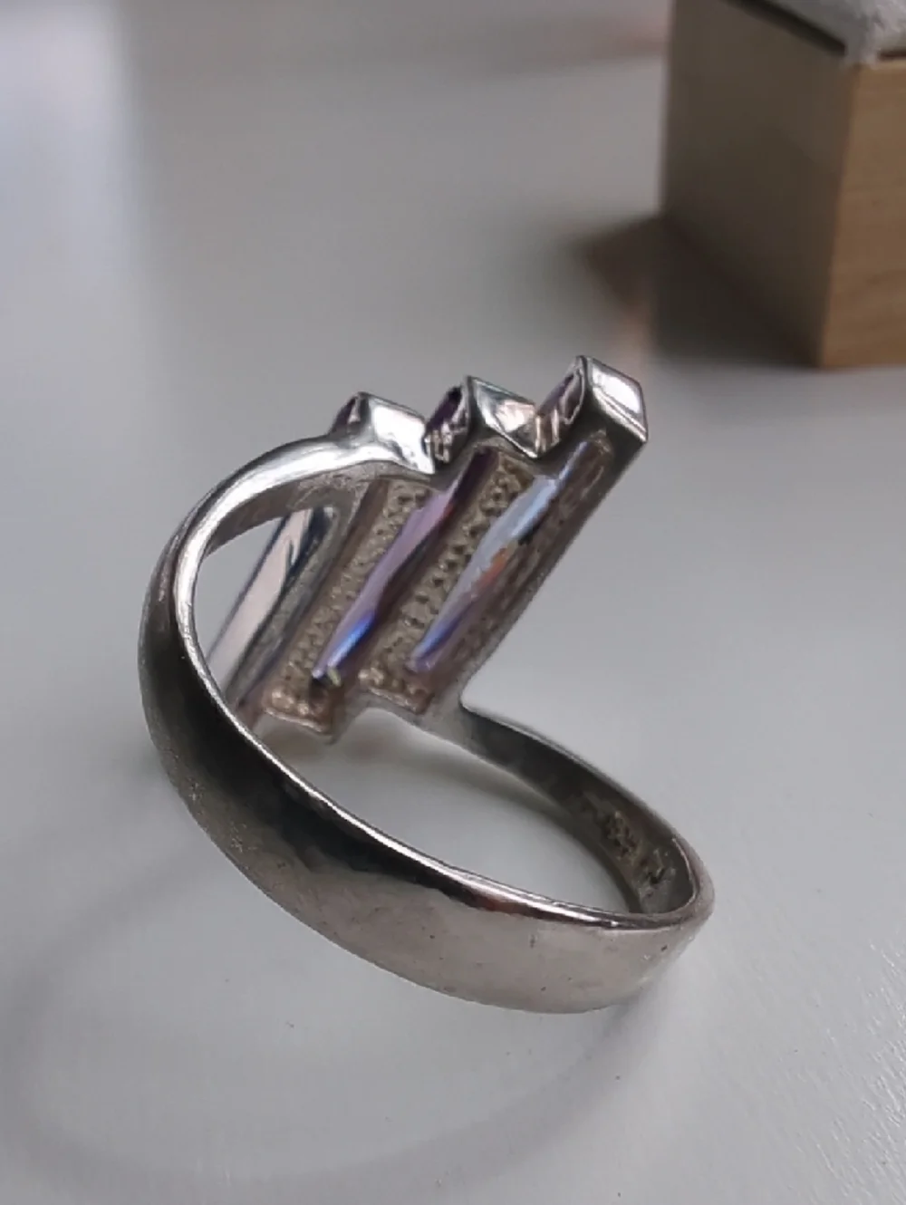 Faceted Purple/Blue Colored Glass 925 Silver Plated Ring Size 9 - Picture 8 of 14